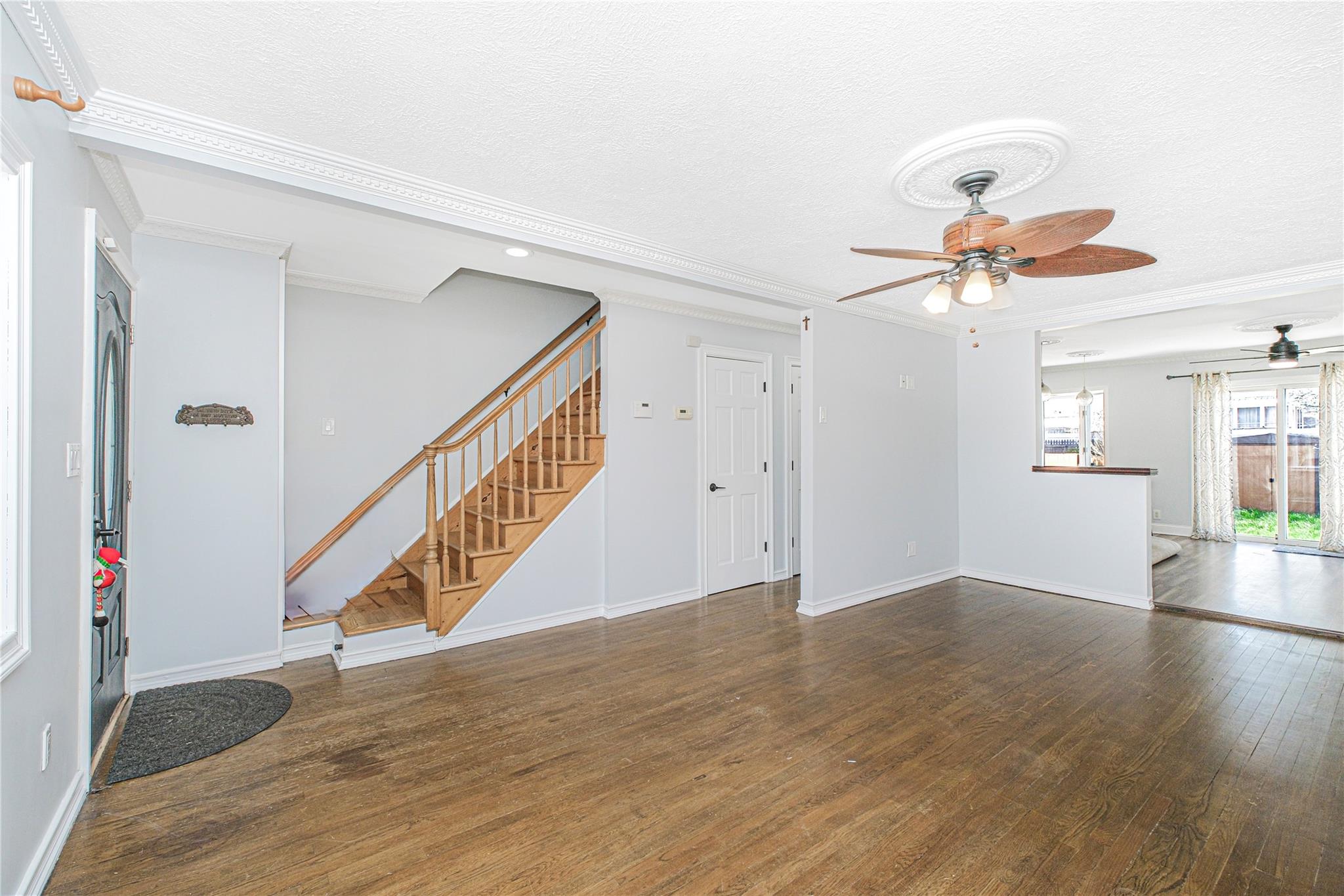 83 Vincent Ave Ave, Staten Island, New York image 4