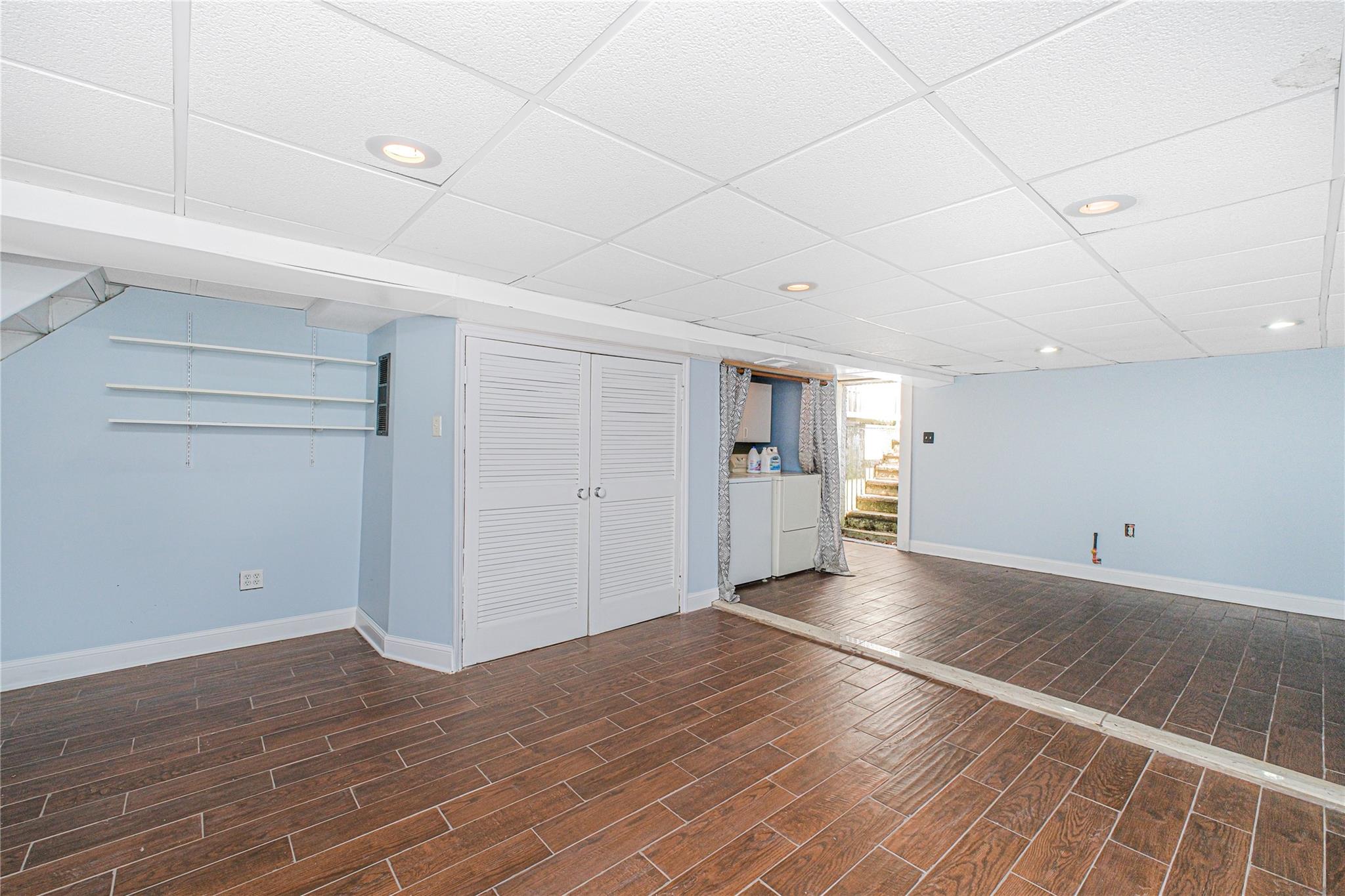 83 Vincent Ave Ave, Staten Island, New York image 6