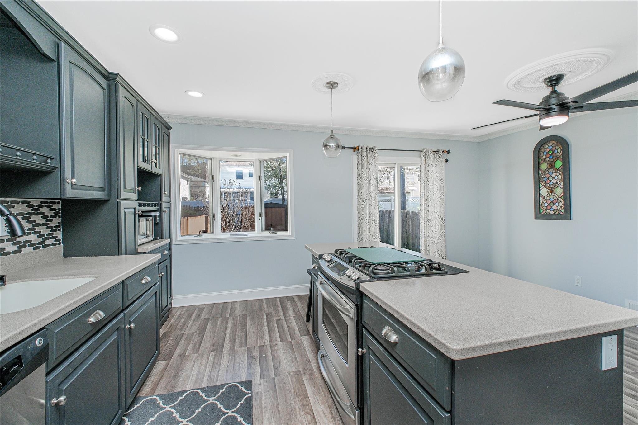 83 Vincent Ave Ave, Staten Island, New York image 19
