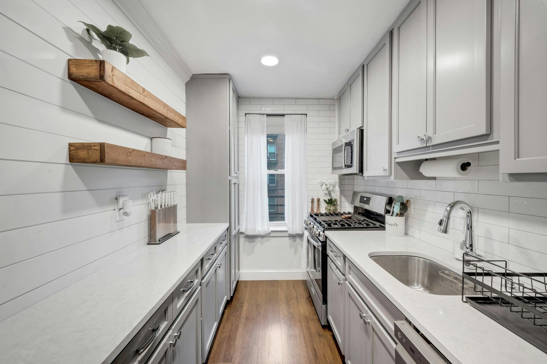 1 Vincent Road #2B, Bronxville, New York image 14