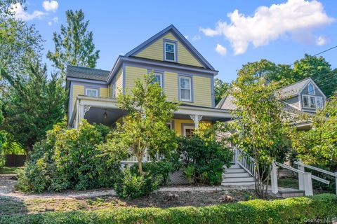 86 Elm Street Huntington NY 11743