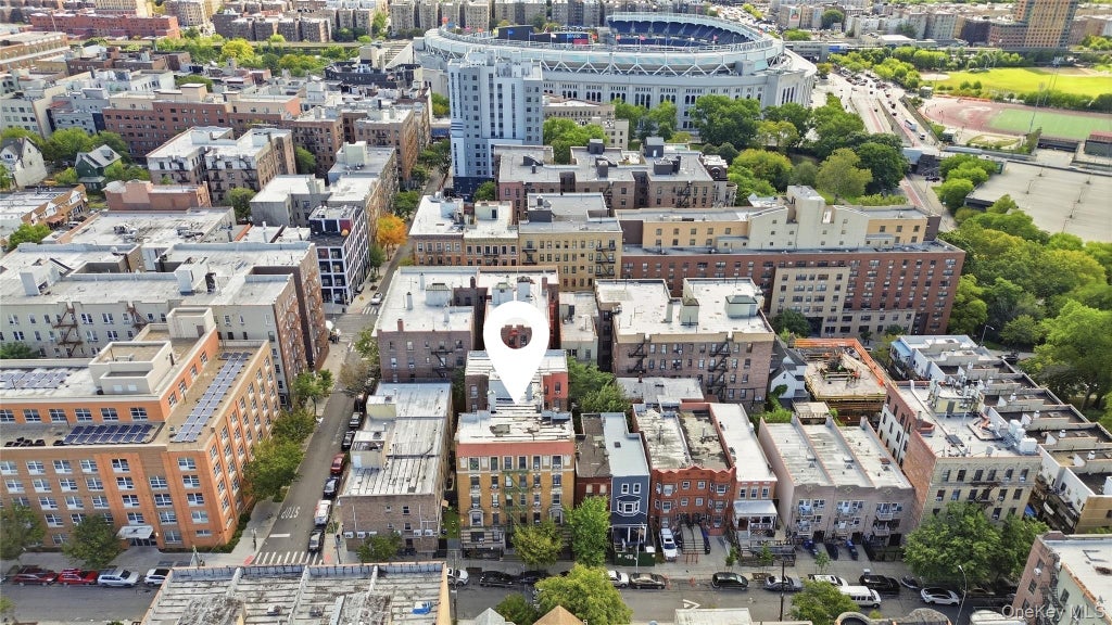 Photo of 924 summit Avenue #3B, Bronx, NY 10452 (MLS # 1054449)
