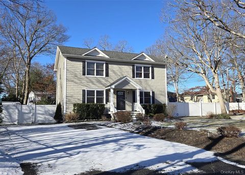 100 Lake Promenade Ronkonkoma NY 11779