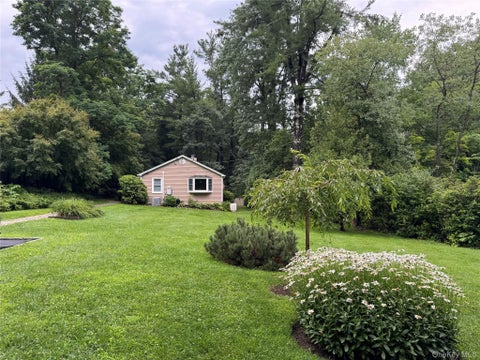 Photo of 12 Lakeview Drive, Yorktown Heights, NY 10598 (MLS # 1029333)
