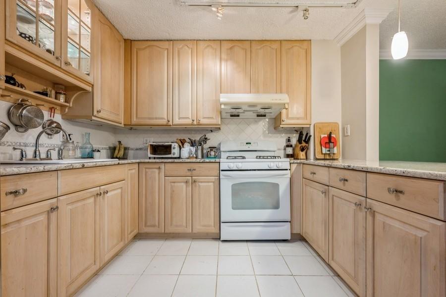 71-17 Sutton Place #1ST FLOOR, Fresh Meadows, New York image 12