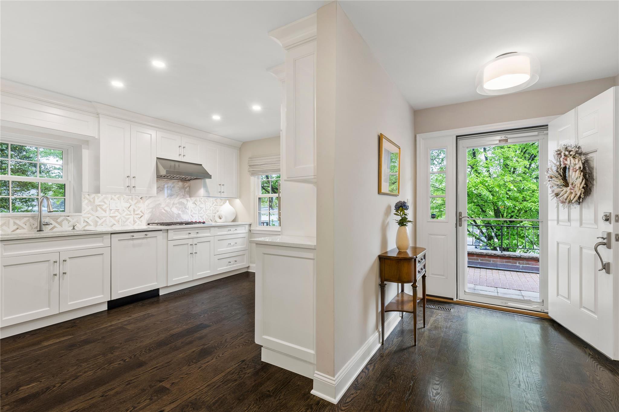 1050 Boston Post Road