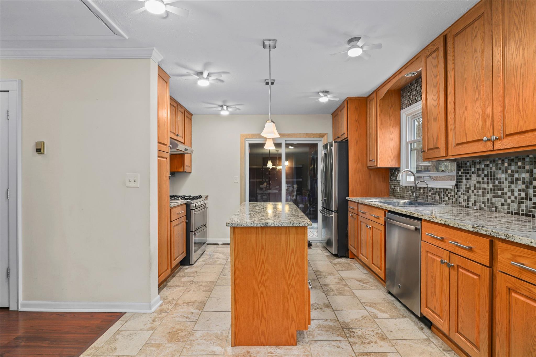 11 Hustis Road, Cold Spring, Florida image 10