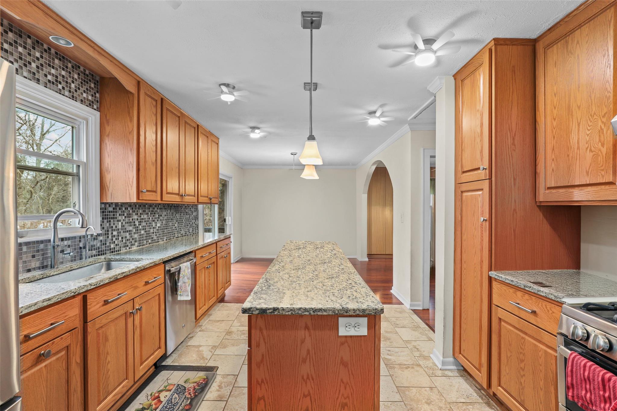 11 Hustis Road, Cold Spring, Florida image 9
