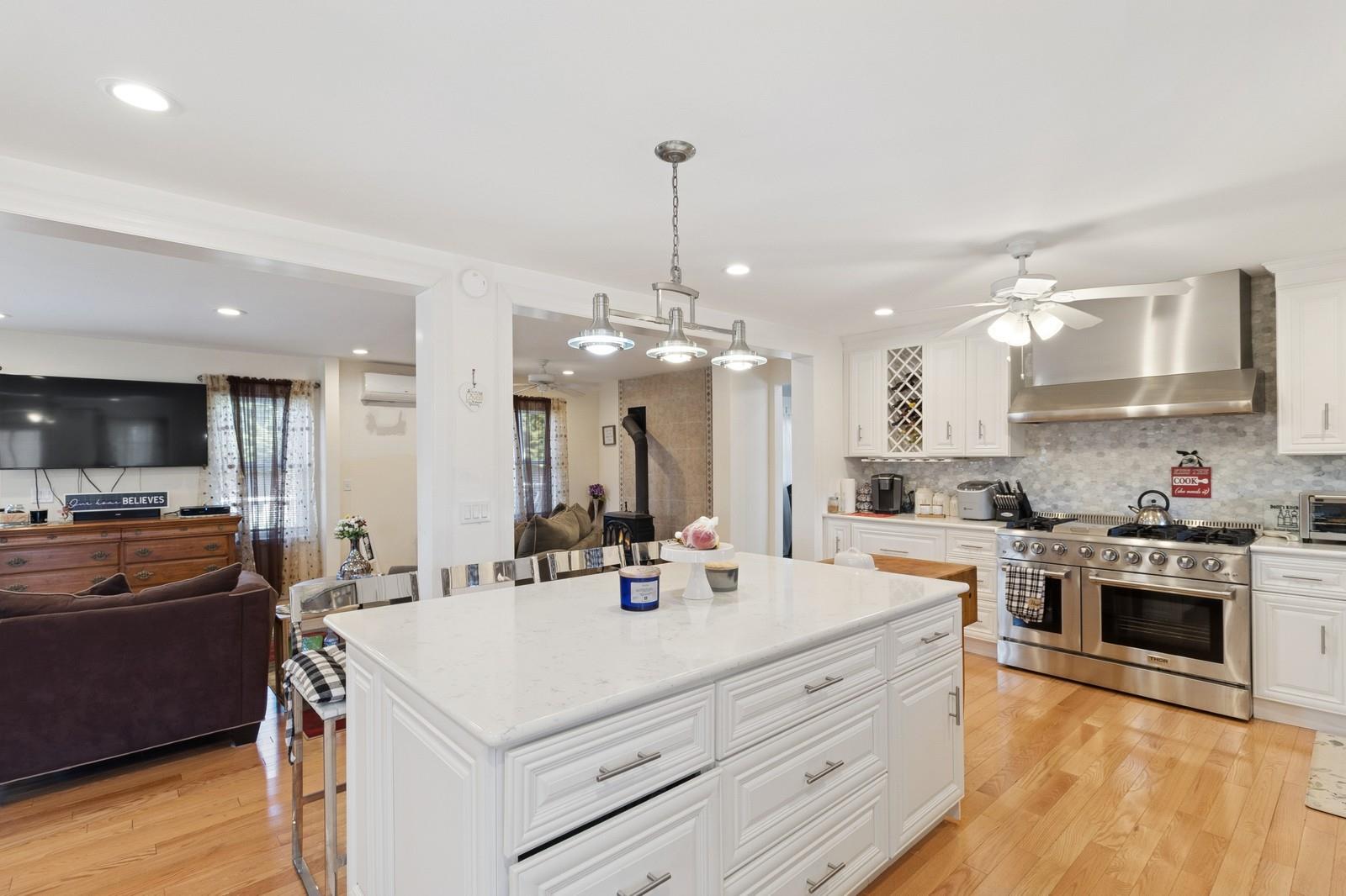 174 Norris Ln Ln, Bridgehampton, New York image 11