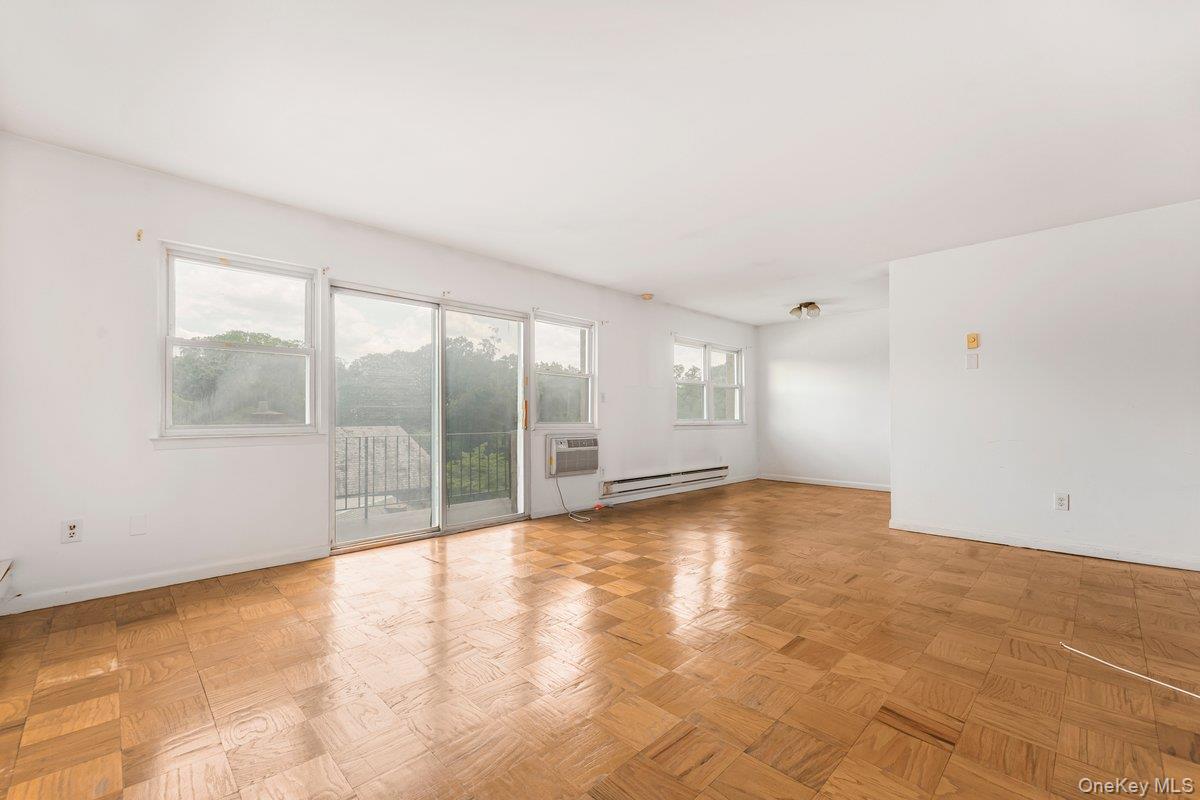 77 Lorraine Terrace 336