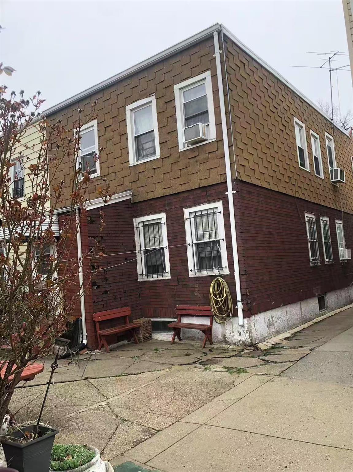 13933 87th Drive, Jamaica, New York image 3