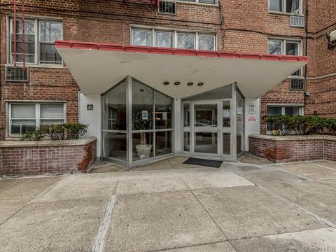 6535 Broadway 4G Bronx NY 10471