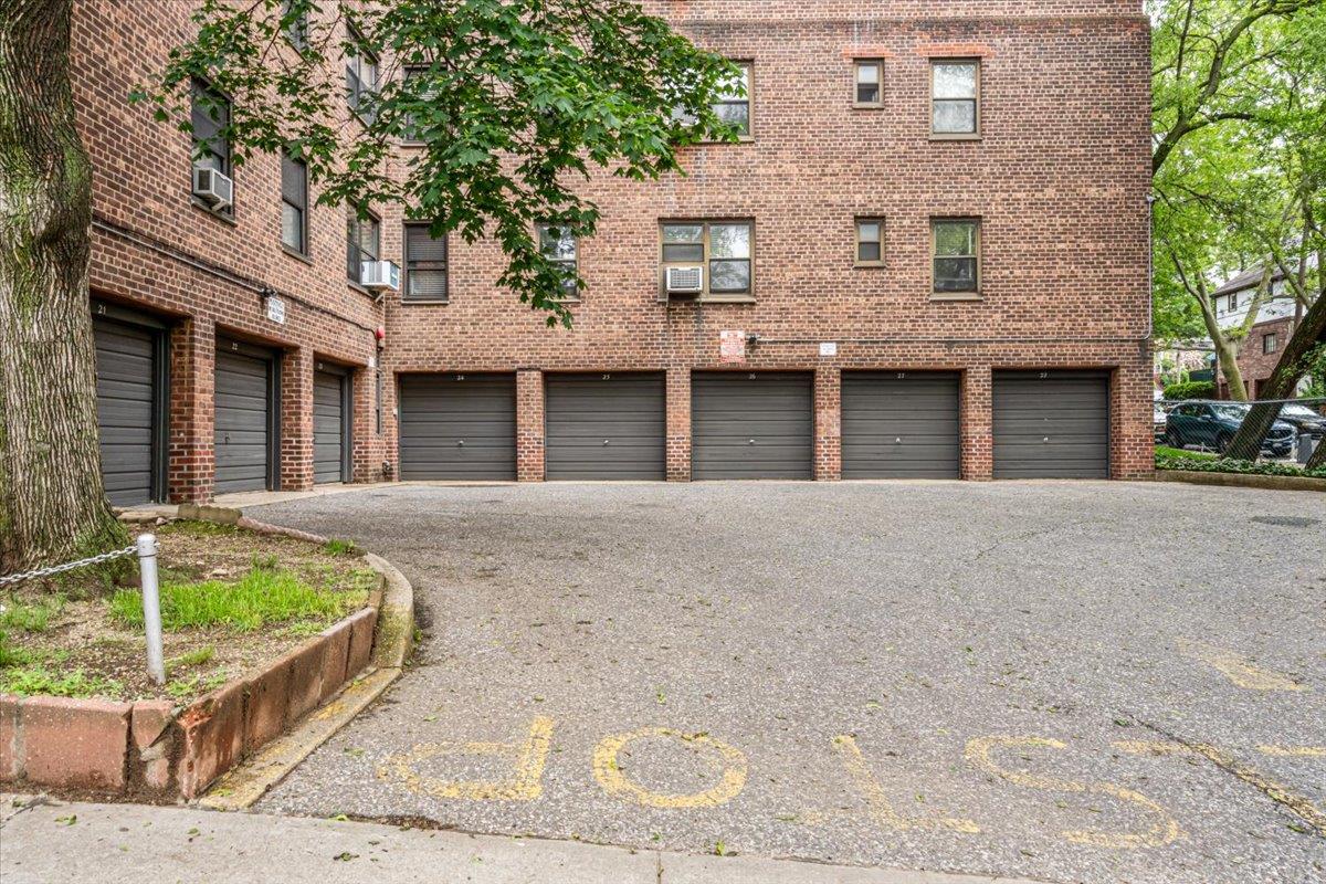 62-15 53rd Avenue #LGD, Maspeth, New York image 20