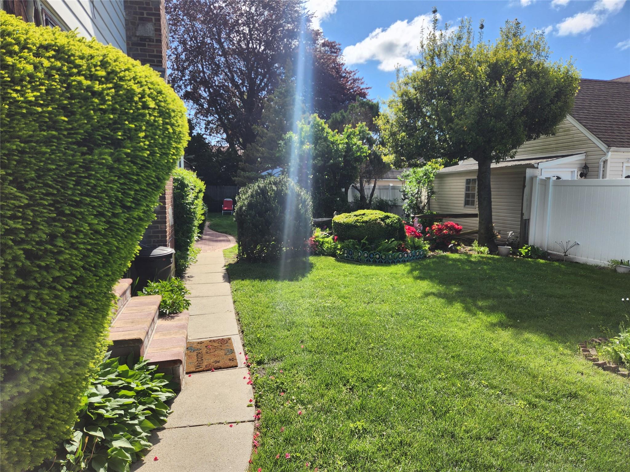 112 Rutland Road, Hempstead, New York image 5