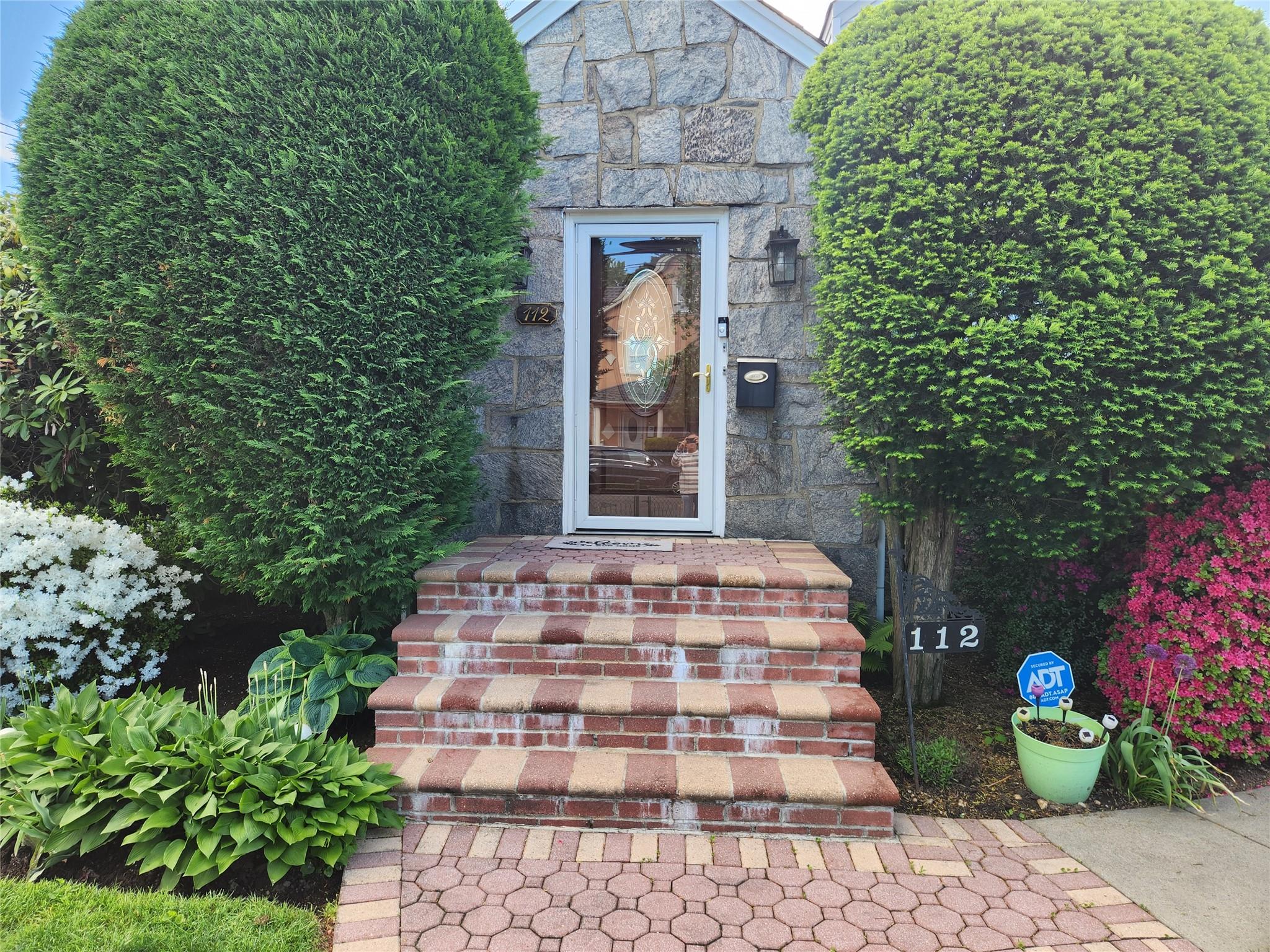 112 Rutland Road, Hempstead, New York image 2