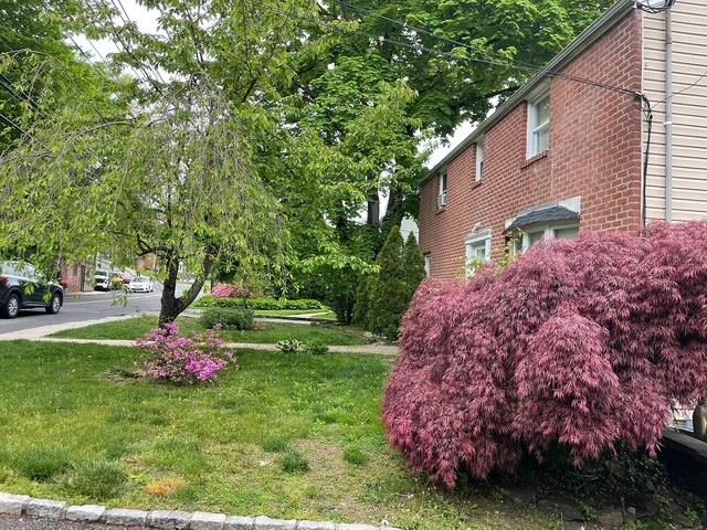 668 Scarsdale Road, Yonkers, New York image 2