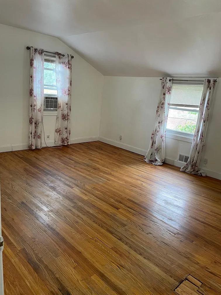 668 Scarsdale Road, Yonkers, New York image 8