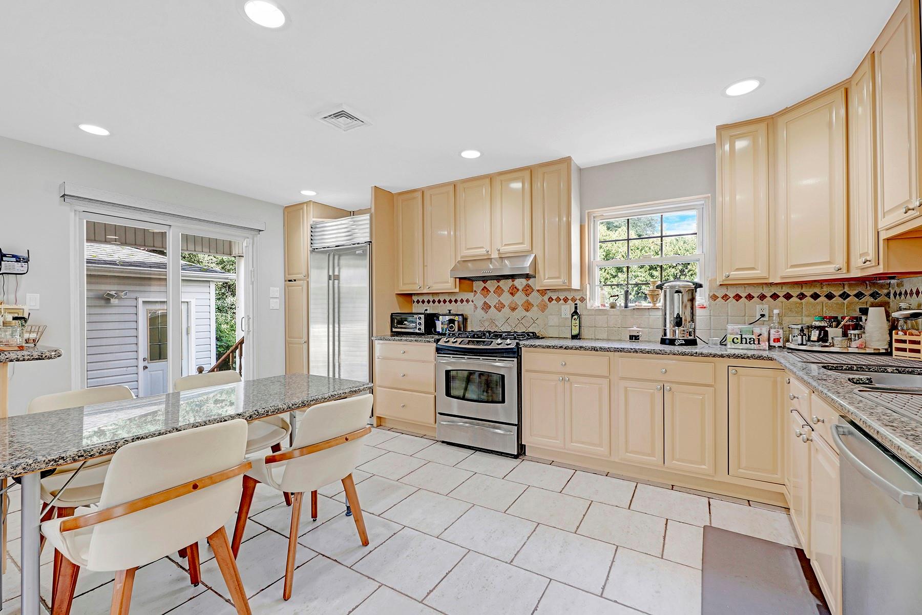 97 Burnham Avenue