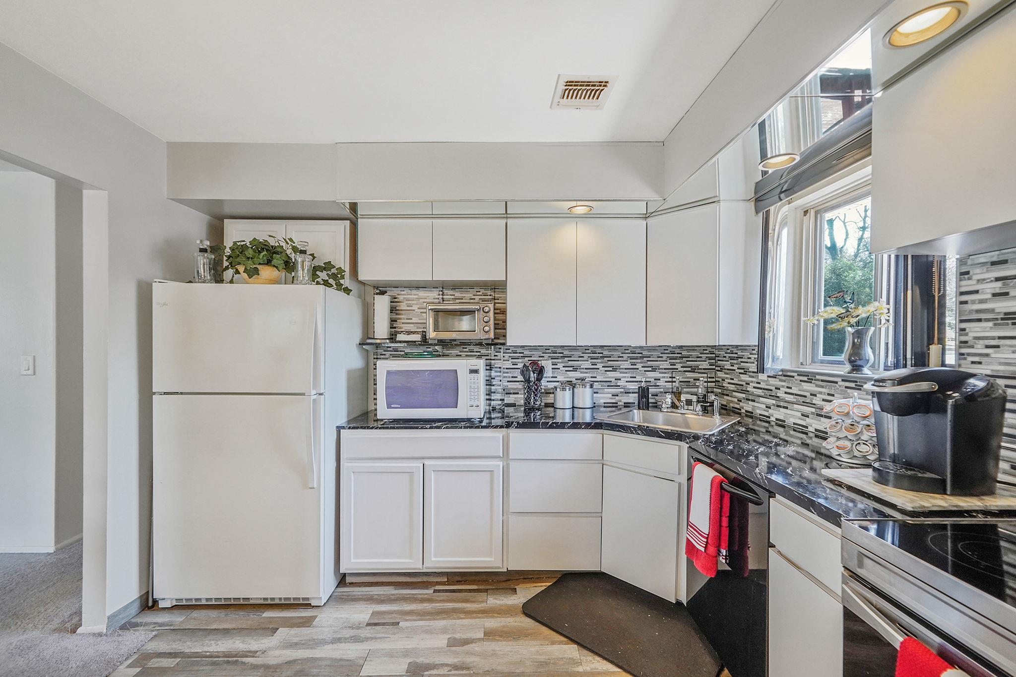89 Alder Drive, Mastic Beach, New York image 18