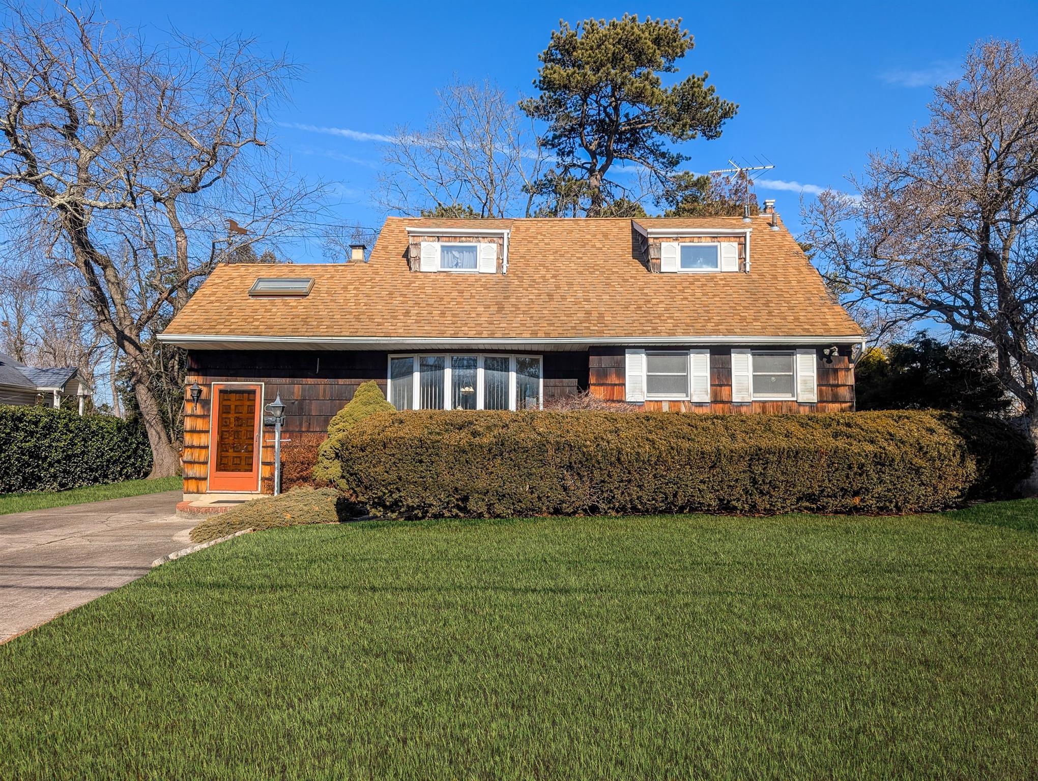 13 Ehler Street, Brentwood, New York image 1