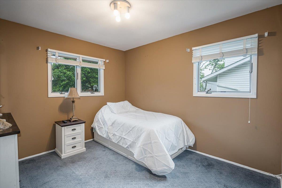 11 Fishermans Drive, Port Washington, New York image 20