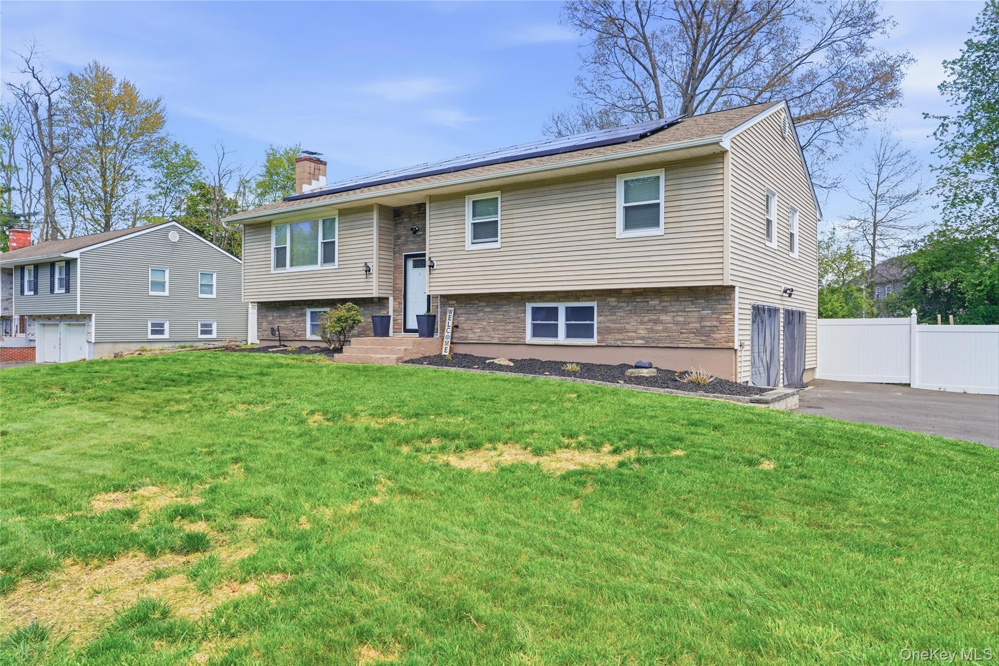 12 Daisy Lane