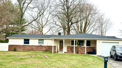 39 University Heights Court Stony Brook NY 11790