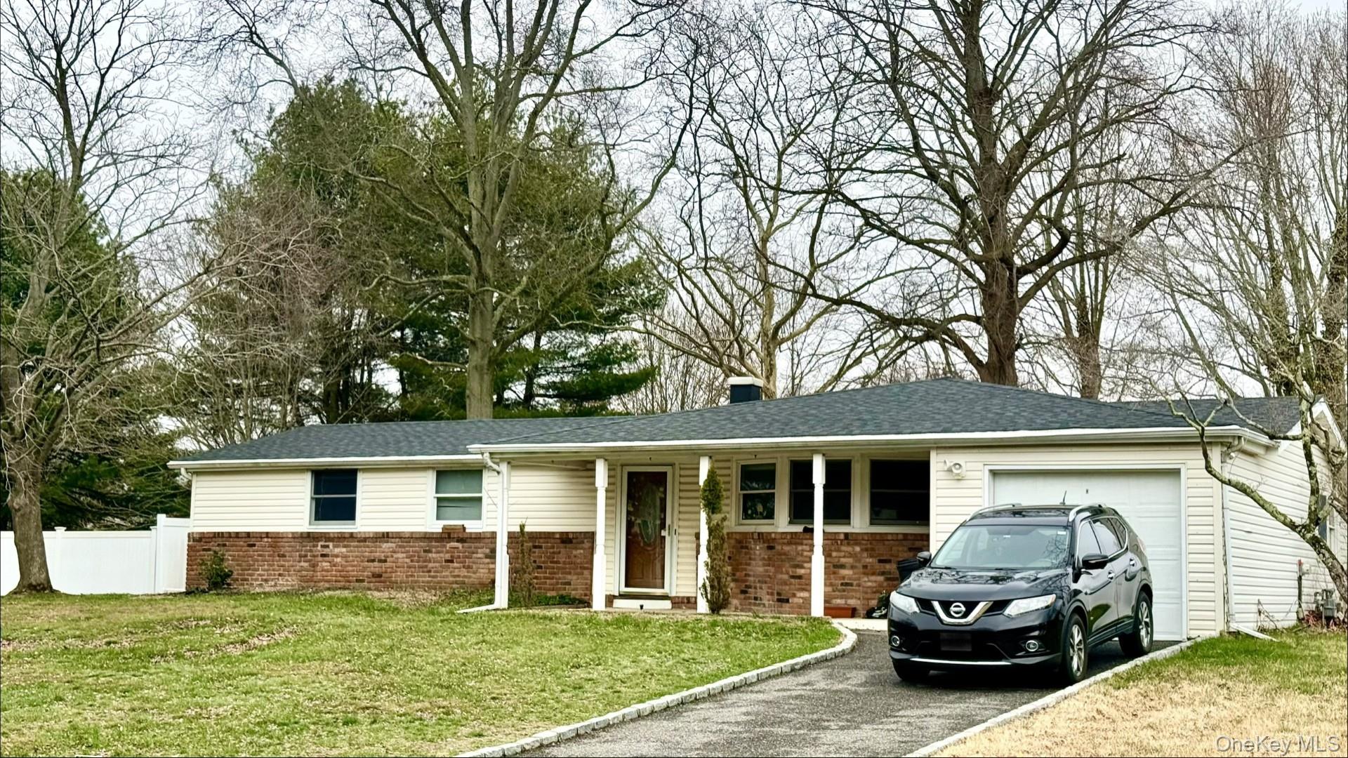 39 University Heights Court