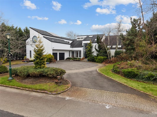 1010 SEAWANE DR, HEWLETT, NY 11557 - Image b60a9e88a2ee76d43810acbd83a01d74/3467083273