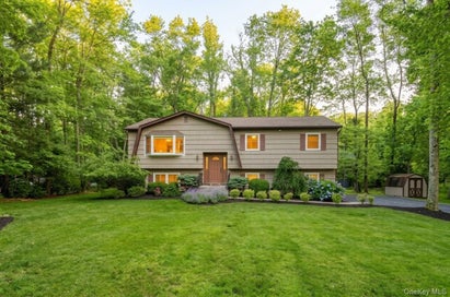 1 Earl Court Monsey NY 10952
