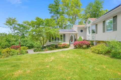 Homes For Sale - 10 Eisgruber Park Lane<br/> Ulster County, Highland, NY 12528