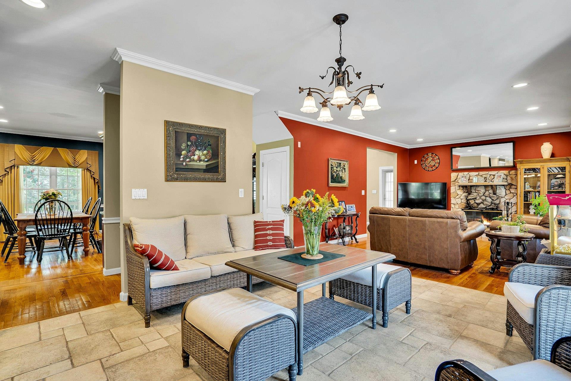255 Seneca Avenue, Dix Hills, New York image 14