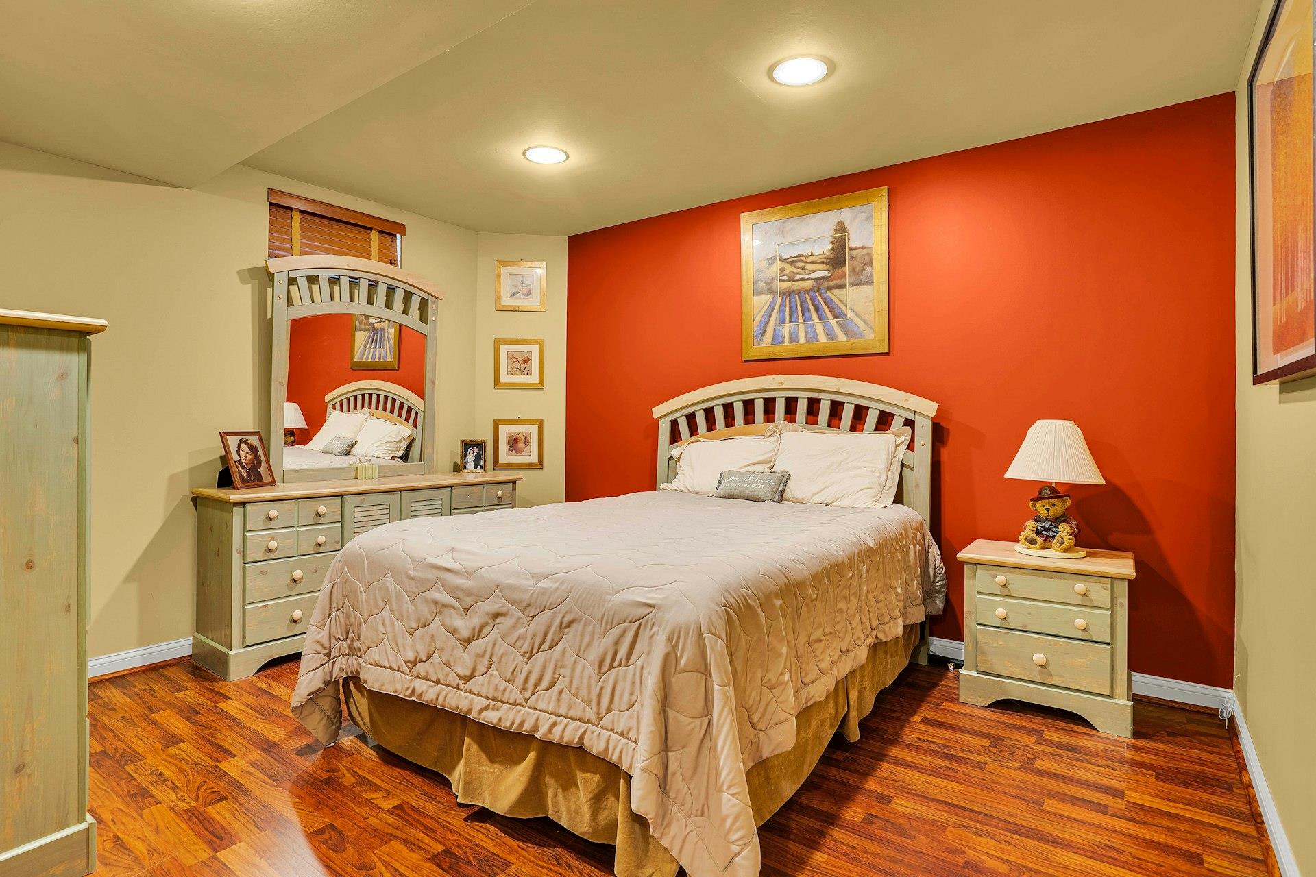 255 Seneca Avenue, Dix Hills, New York image 38