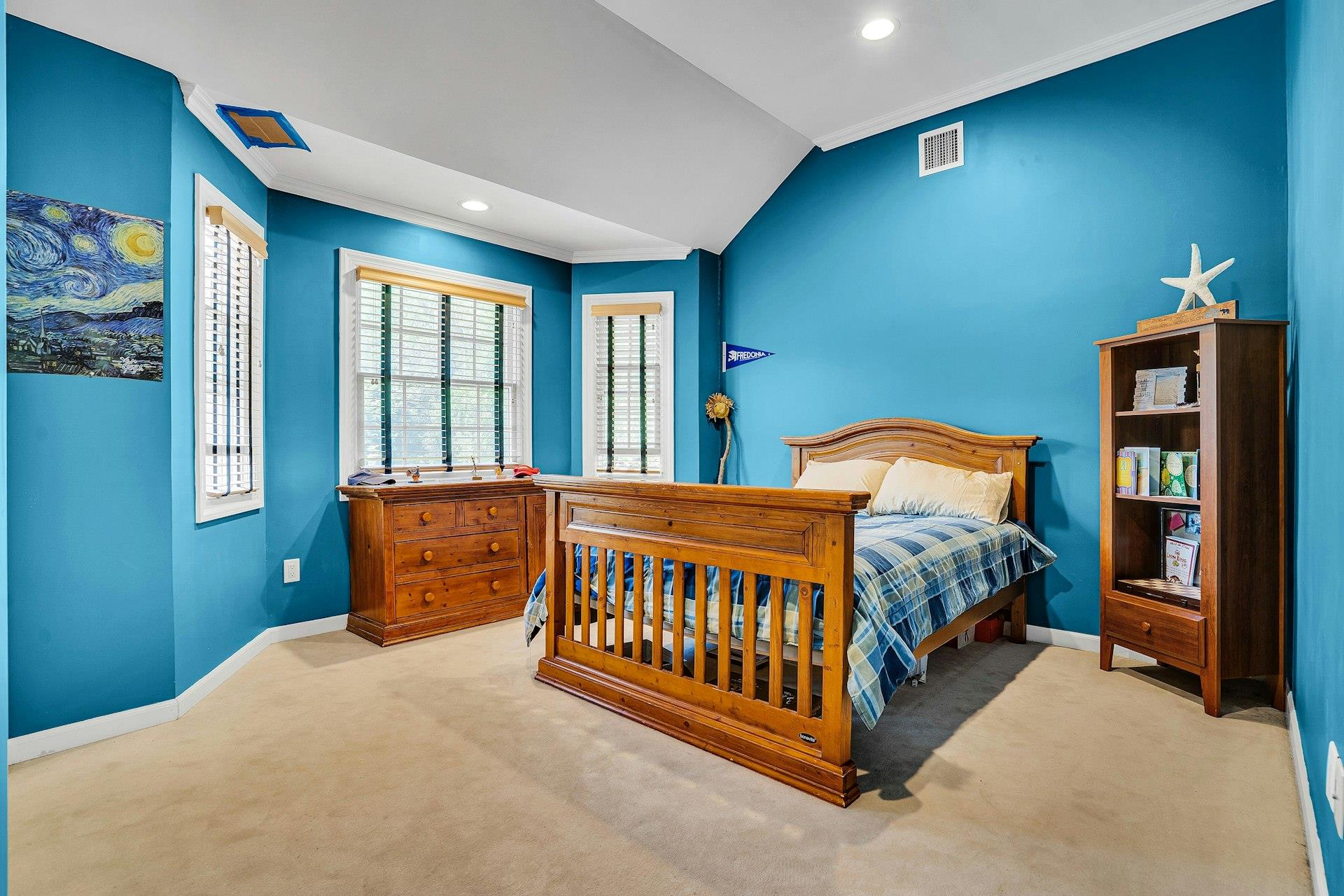 255 Seneca Avenue, Dix Hills, New York image 31