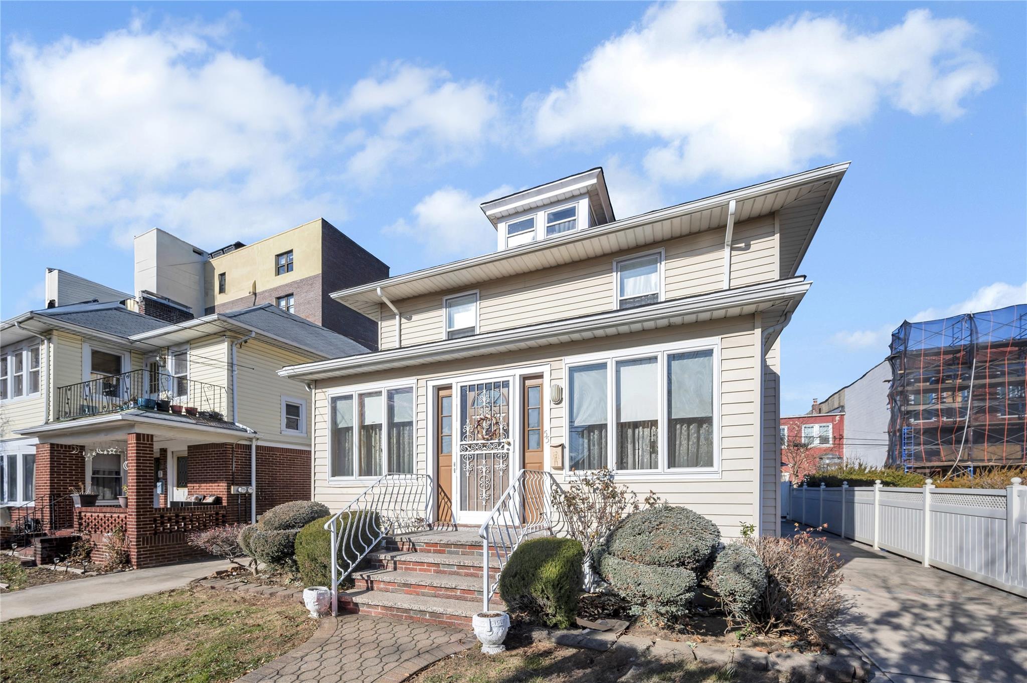 55 Spooner Street, Floral Park, New York image 3