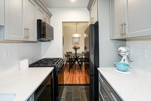 2 Edwards Street #3 B, Roslyn Heights, New York image 12