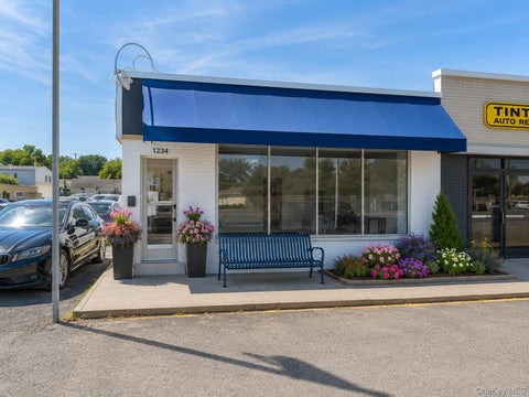 Photo for 2846 Sunrise Highway