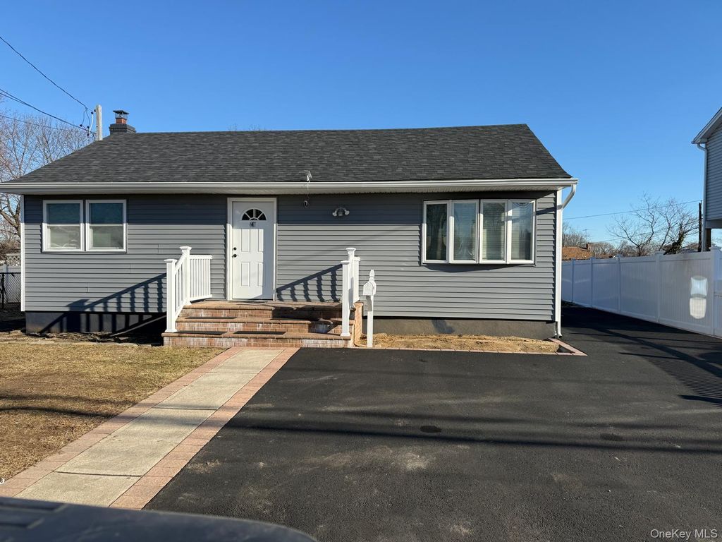 Photo of 447 Albany Avenue, Amityville, NY 11701 (MLS # 952451)