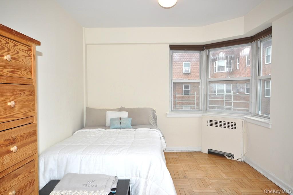 Scarsdale, New York 10583, United States, 1 Bedroom Bedrooms, ,1 BathroomBathrooms,Residential,Active,239614