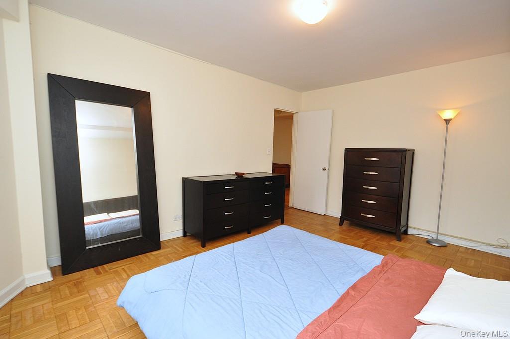 Scarsdale, New York 10583, United States, 1 Bedroom Bedrooms, ,1 BathroomBathrooms,Residential,Active,239614