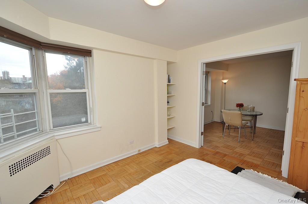 Scarsdale, New York 10583, United States, 1 Bedroom Bedrooms, ,1 BathroomBathrooms,Residential,Active,239614