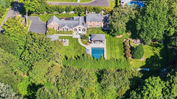 8 ROSE HILL RD, SUFFERN, NY 10901 - Image b631b0dc4a39fd5dc4febb4d79e2f5bb/1009713628