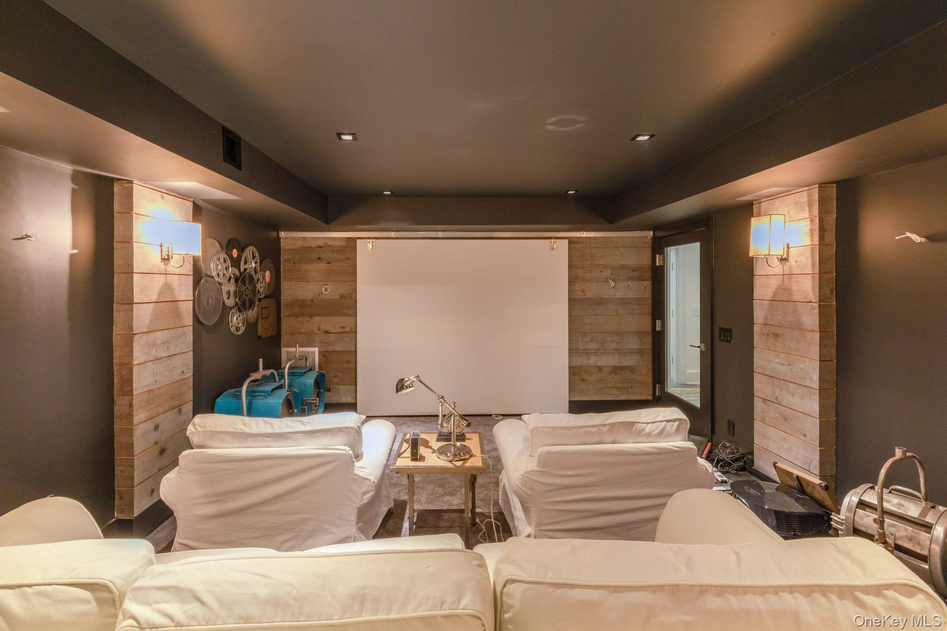 142 Six Pole Highway