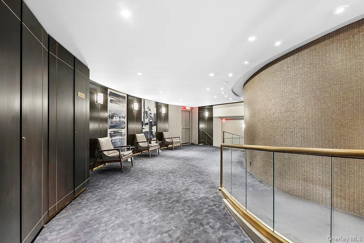 233 E 69th Street 5F