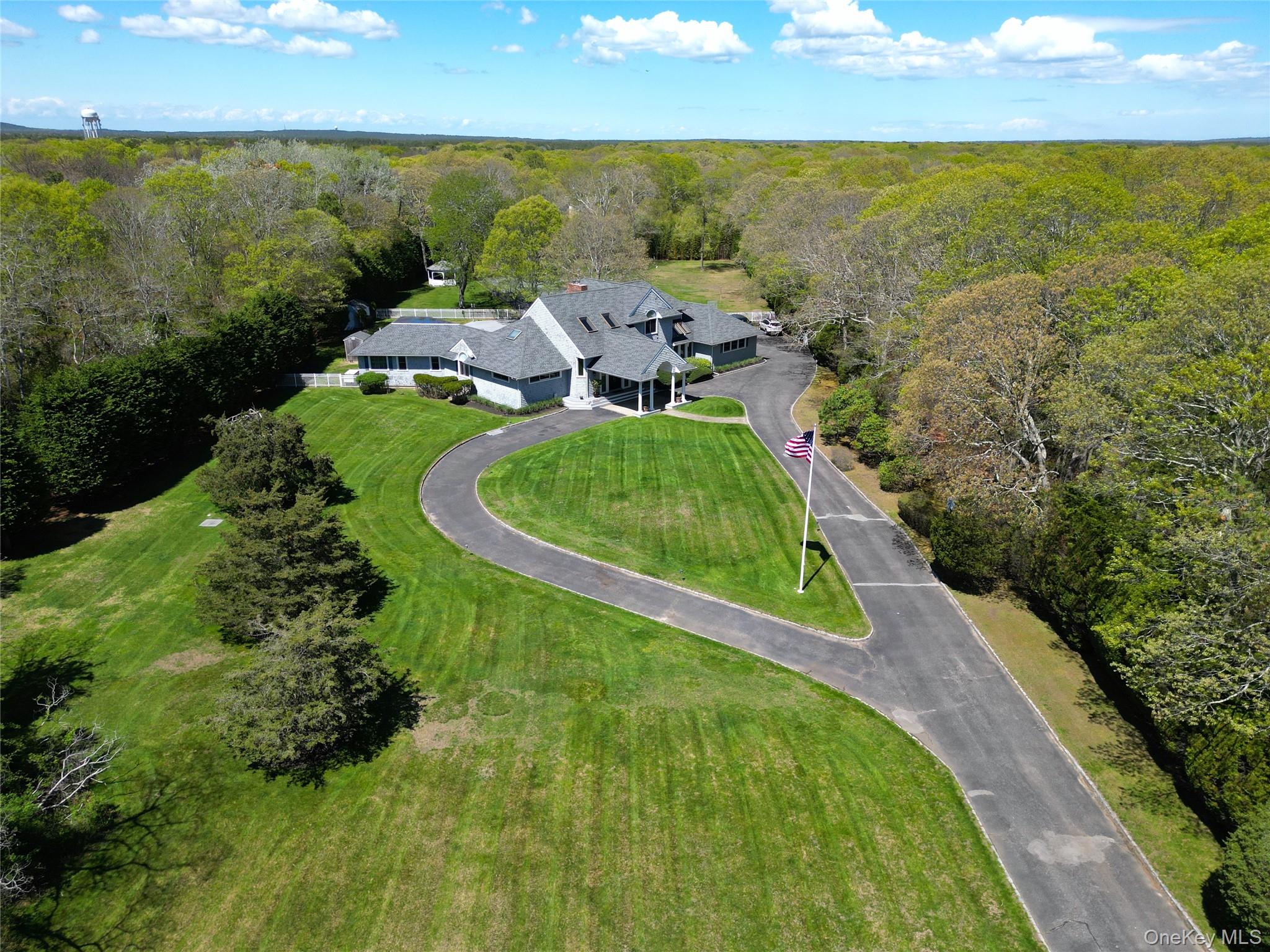 124 Montauk Highway