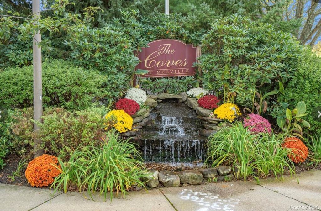 Photo of 54 Morley Circle, Melville, NY 11747 (MLS # 959161)