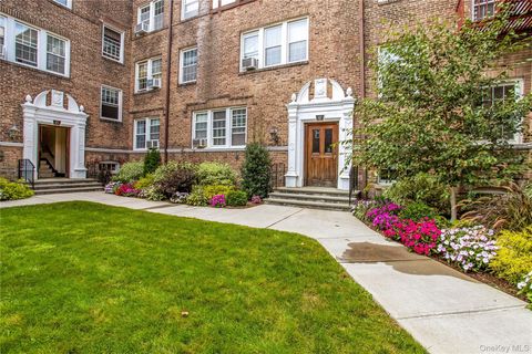 87 N Broadway 2L White Plains NY 10603