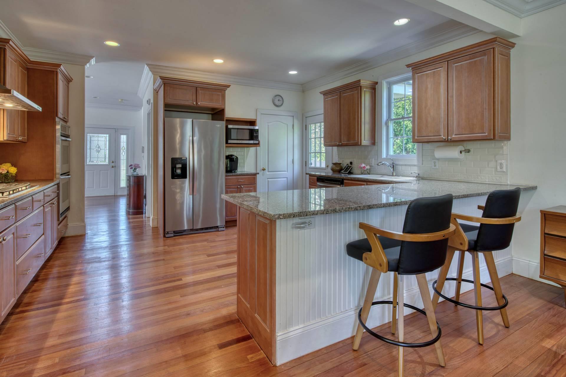 46 Oak Street, Westhampton Beach, New York image 9