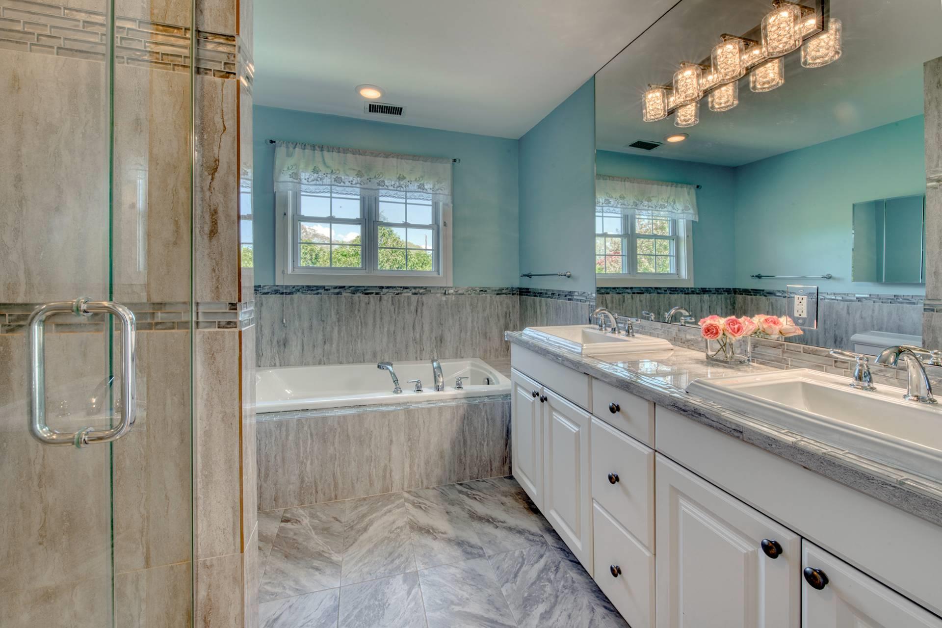 46 Oak Street, Westhampton Beach, New York image 19