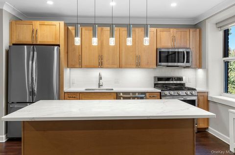 Condo For Sale - 1133 Midland Avenue #3D<br/> Bronxville, NY 10708